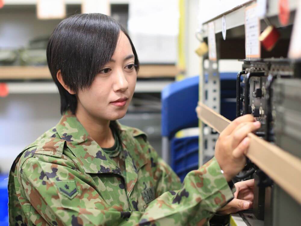 コラム 輝き活躍する女性幹部自衛官 女性曹士特集 日本国自衛隊データベース